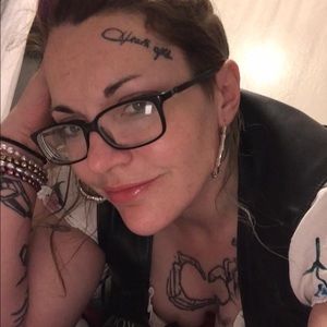 Meet your Posher, Jennefer